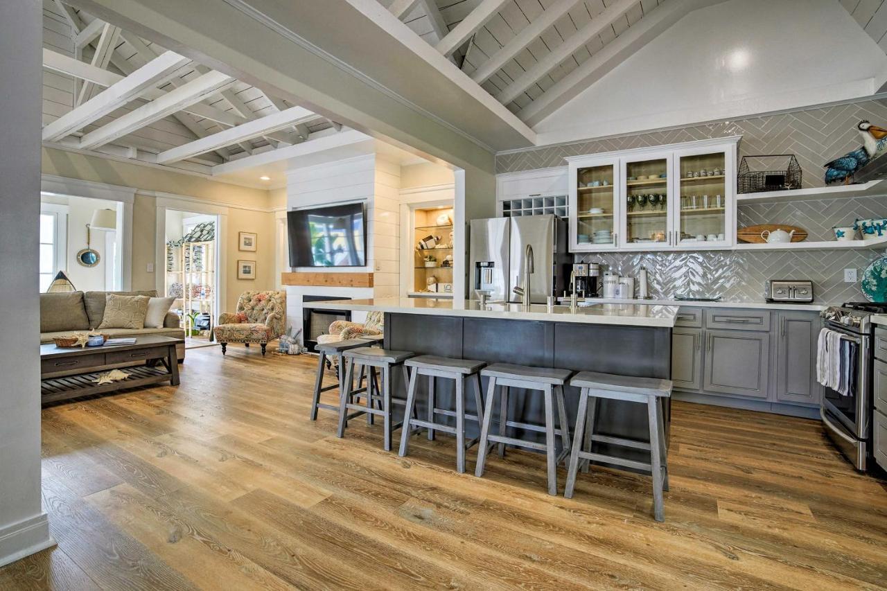 Charming Renovated Avalon Townhome, Walk To Beach! Extérieur photo